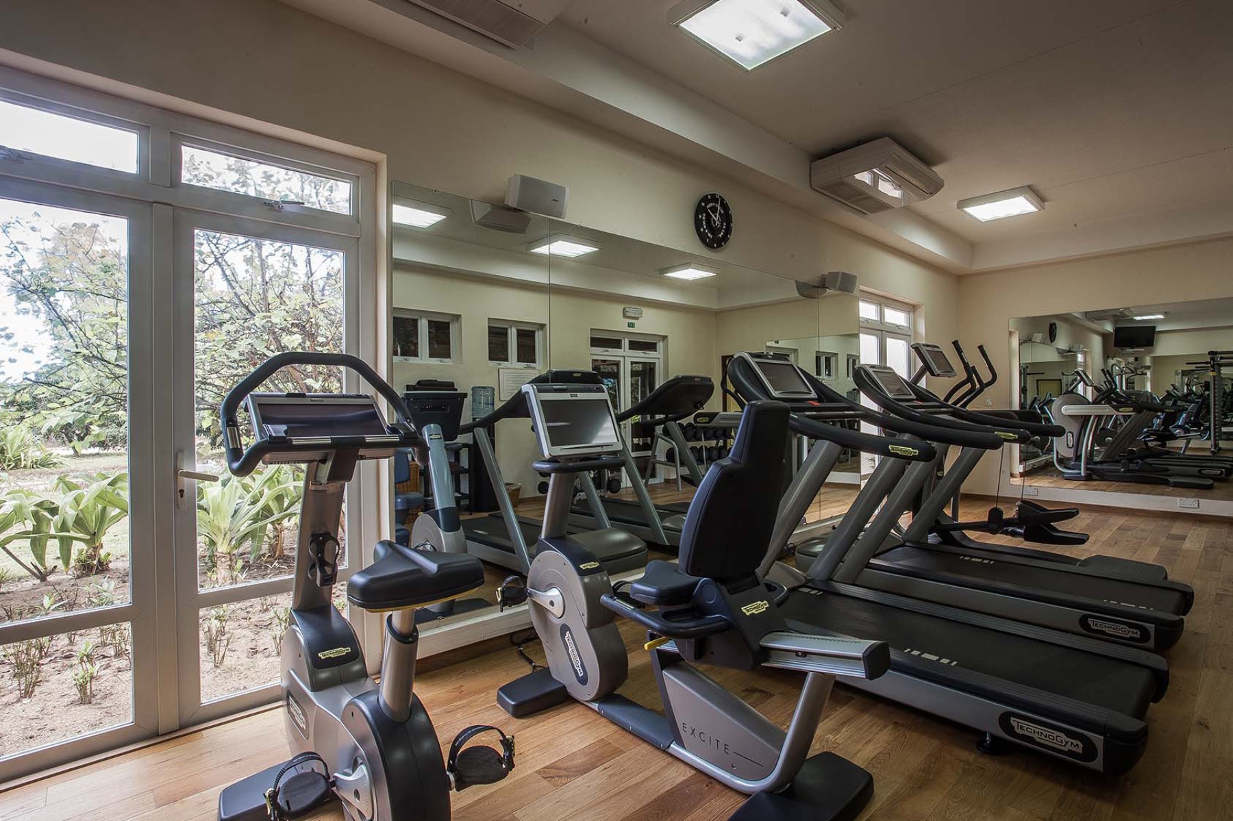 Sands Suites Resort & Spa